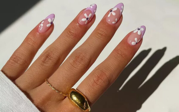 Nail art fleur facile à faire