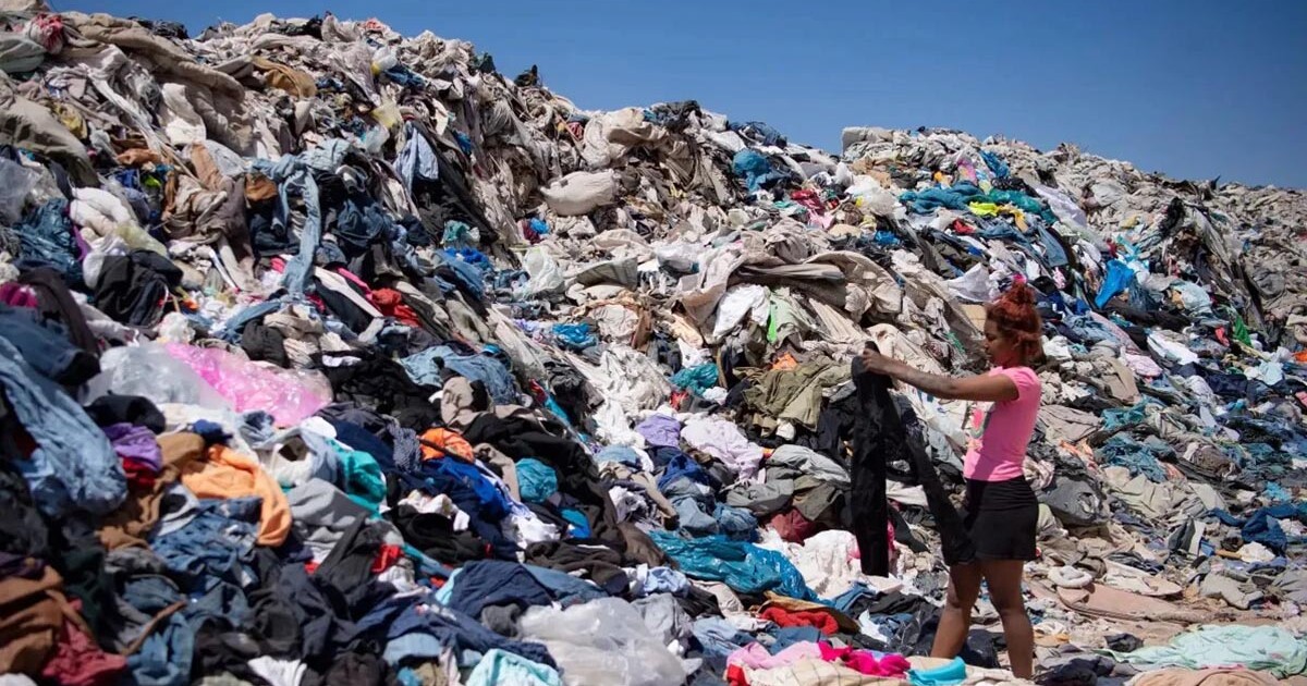 Fini la pollution avec les vêtements usagés