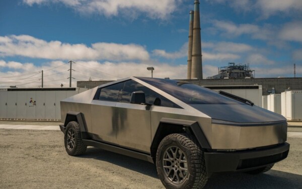 A peine deux mois après sa commercialisation, le Cybertruck commence déjà à avoir des problèmes de rouille