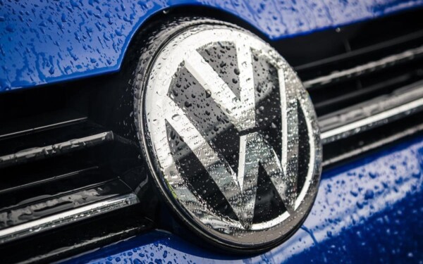 Volkswagen et le moteur à combustion : une décision controversée en pleine transition électrique