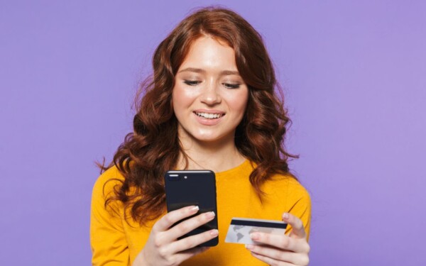 Cette carte bancaire va transformer votre impact environnemental mais est limitée aux 100 000 premiers clients